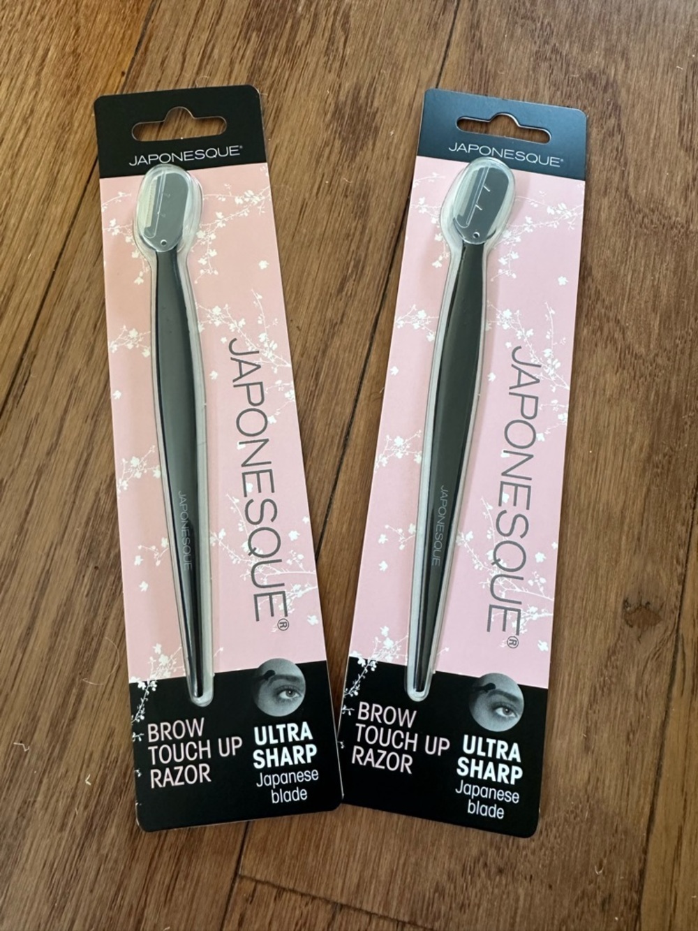 Japonesque Brow Touch Up Razor,‎ 2 packs NEW